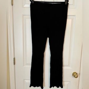 H&M Europe - Black Ribbed Bootcut Stretch Pants - XL - like new